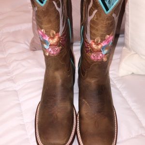 Square Toed Cowgirl Boots